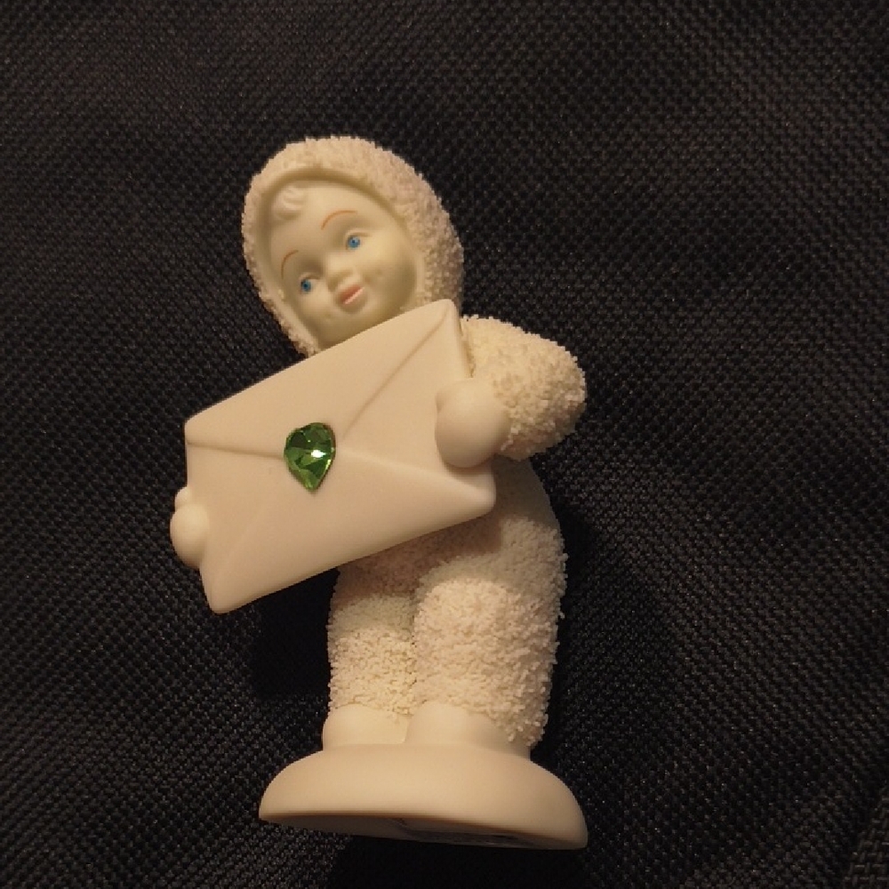 Miniature Snowbabies Figurine with Green Heart Envelope